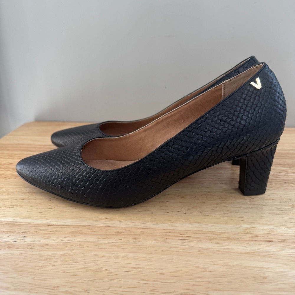 Vionic Mia Pumps Womens 7.5 Black Snake Embossed Leather Pointed Toe Block Heel
